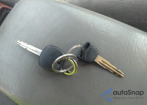 2002 Toyota Camry Xle from USA, damaged, VIN 4T1BE30K42U572872